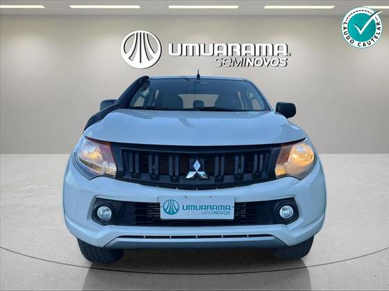 MITSUBISHI L200 TRITON 2.4 16V TURBO DIESEL SPORT GLS CD 4P 4X4 AUTOMÁTICO MITSUBISHI L200 TRITON 2.4 16V TURBO DIESEL SPORT GLS CD 4P 4X4 AUTOMÁTICO
